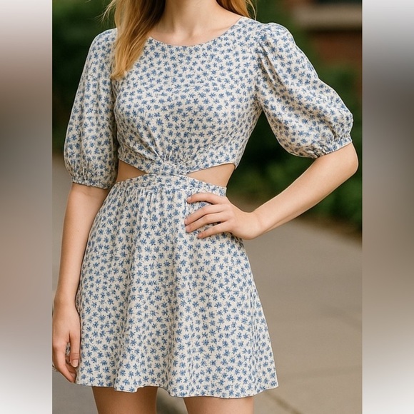 VESTIQUE CUT- OUT FIT & FLARE BLUE FLORAL PEASANT TIE BACK MINI DRESS SZ L - Picture 1 of 14